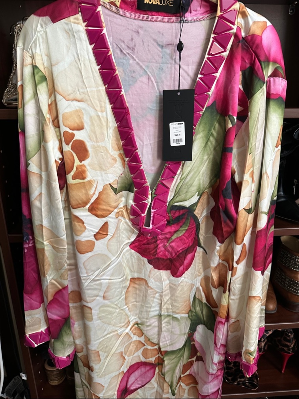 Floral V-Neck Maxi Dress in Pink and Cream - Picture 6 of 7